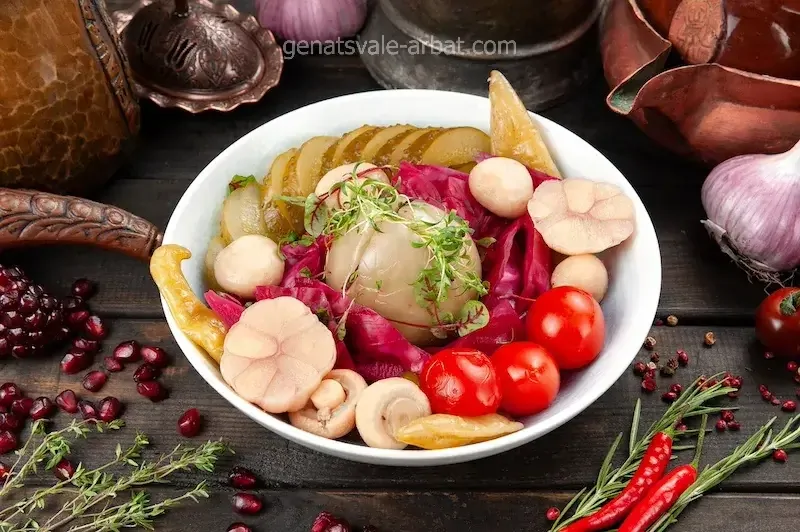 Букет маринованных овощей