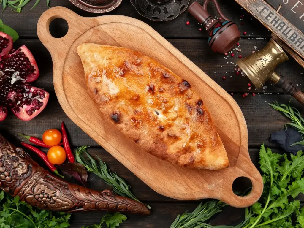 Лобиани — закрытый пирог с фасолью